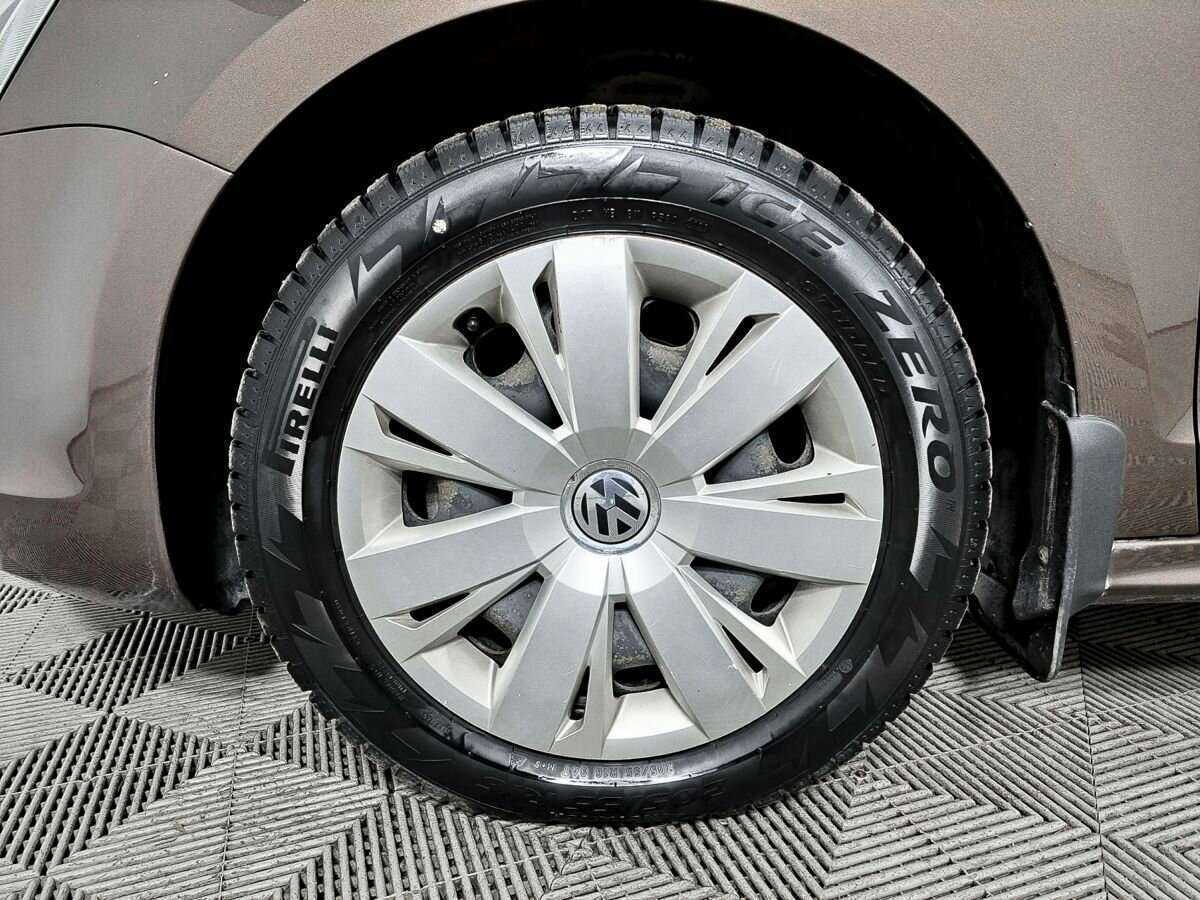 Купить Volkswagen Jetta с пробегом. Фото: #14