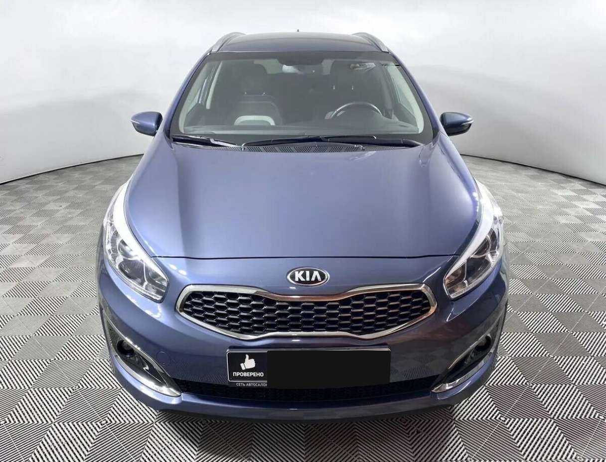 Купить Kia Ceed с пробегом. Фото: #2