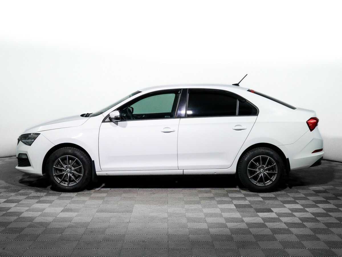 Купить Skoda Rapid с пробегом. Фото: #4