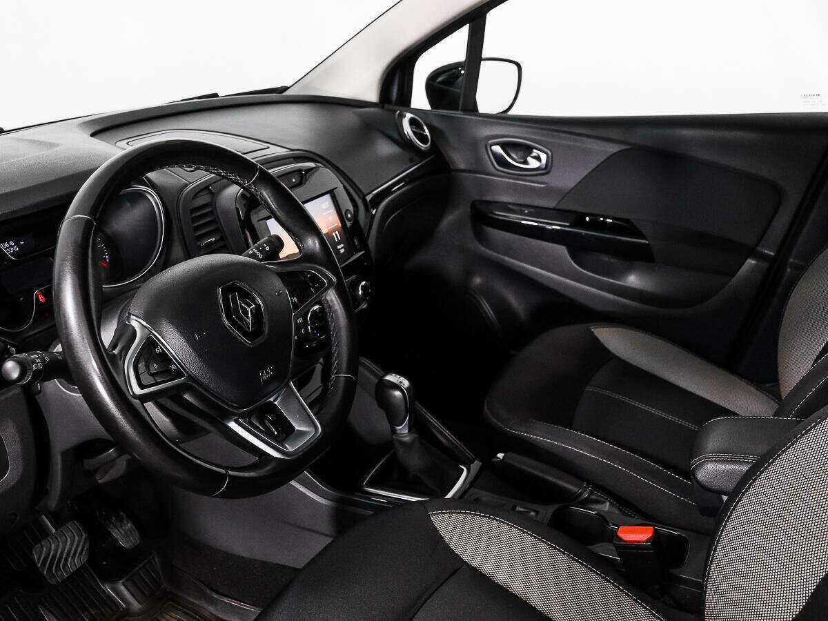 Купить Renault Kaptur с пробегом. Фото: #8