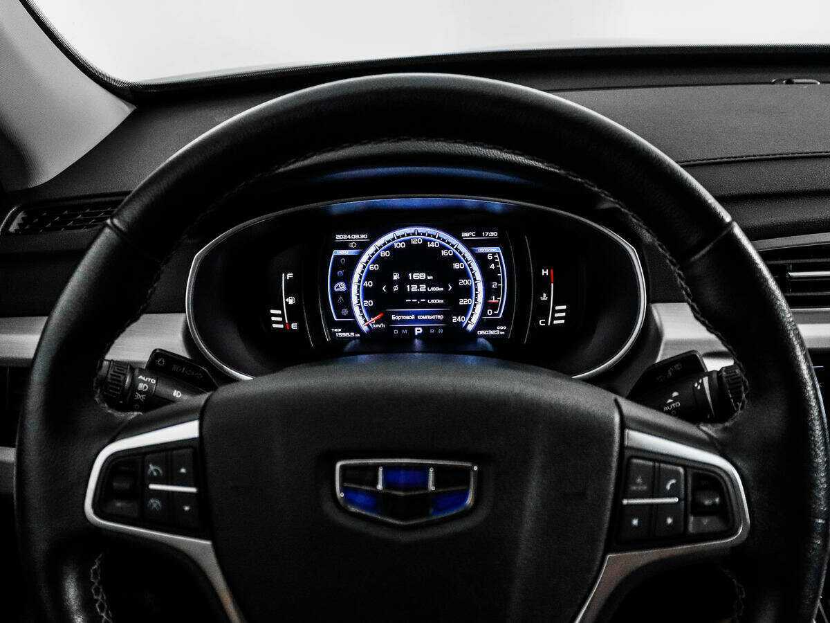 Купить Geely Atlas с пробегом. Фото: #17