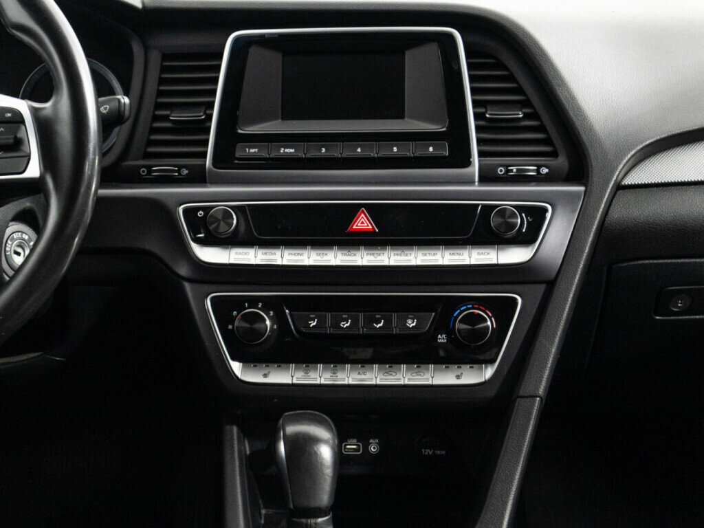 Купить Hyundai Sonata с пробегом. Фото: #13