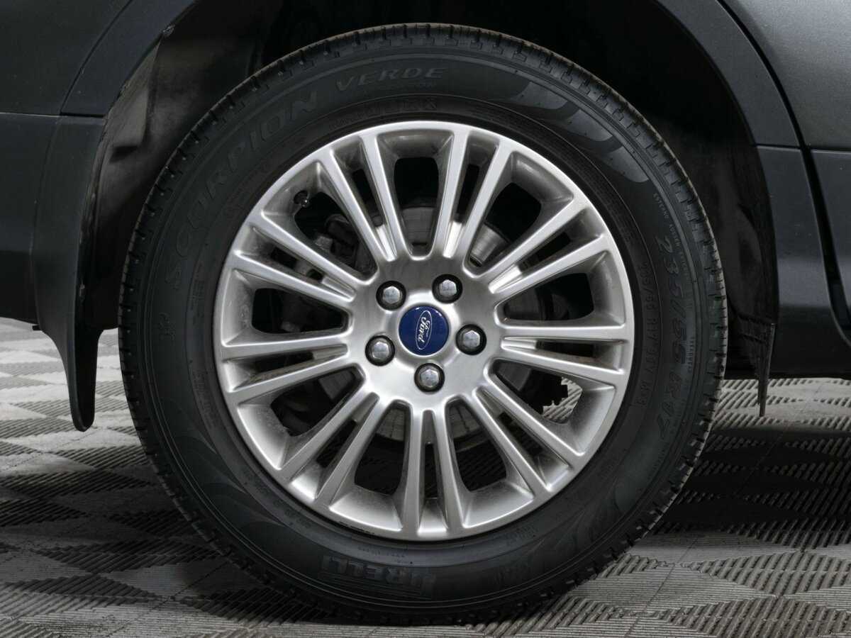 Купить Ford Kuga с пробегом. Фото: #12