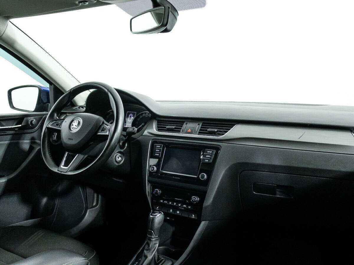 Купить Skoda Rapid с пробегом. Фото: #8