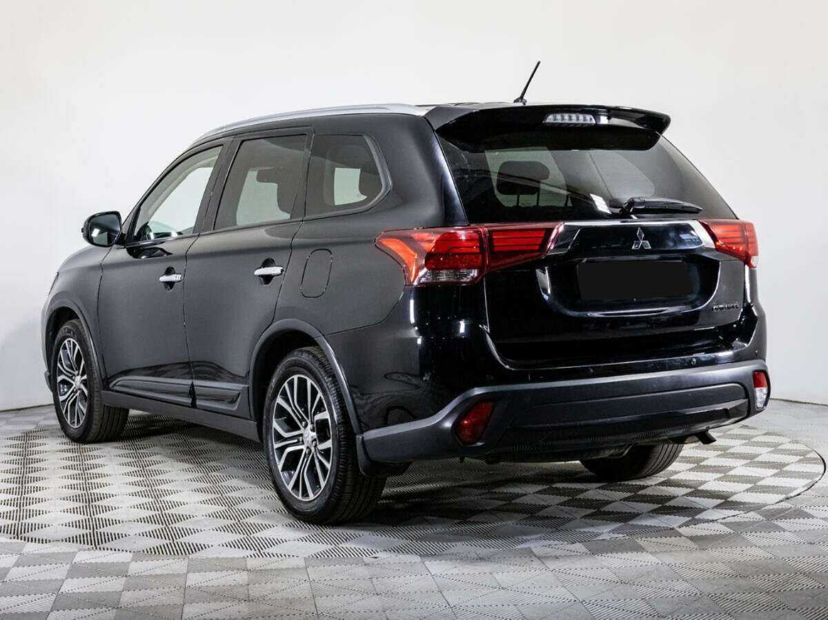 Купить Mitsubishi Outlander с пробегом. Фото: #6
