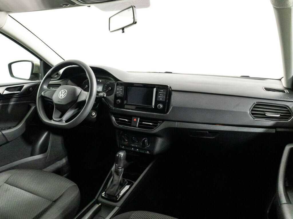 Купить Volkswagen Polo с пробегом. Фото: #8