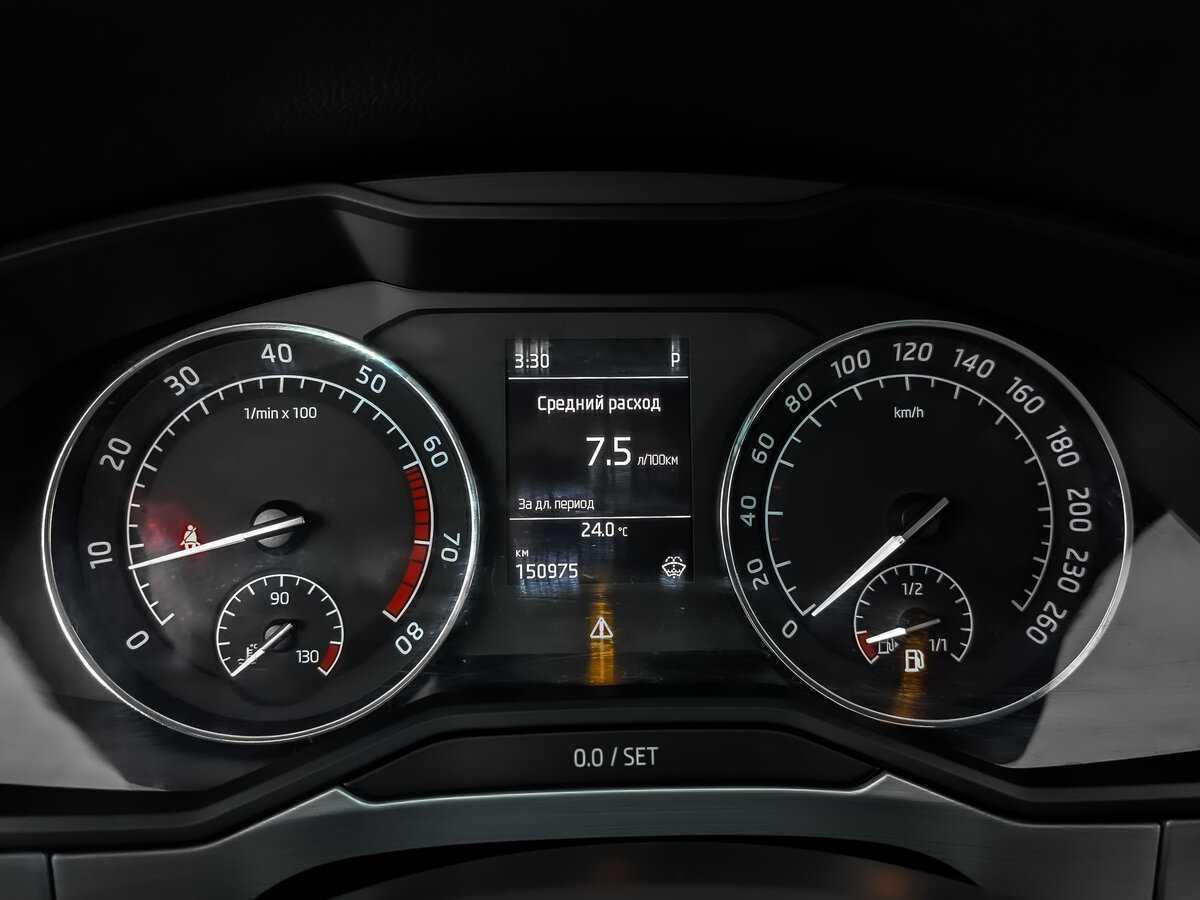 Купить Skoda Superb с пробегом. Фото: #11