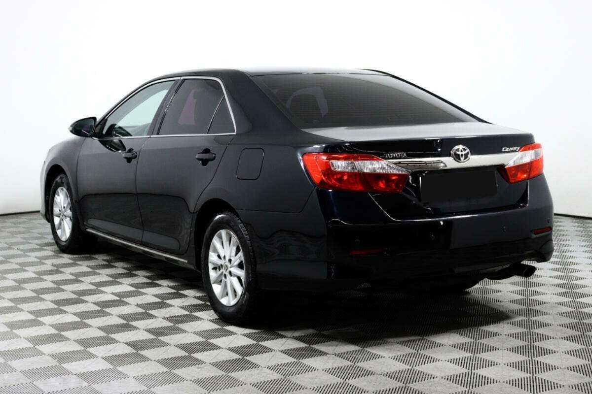 Купить Toyota Camry с пробегом. Фото: #6