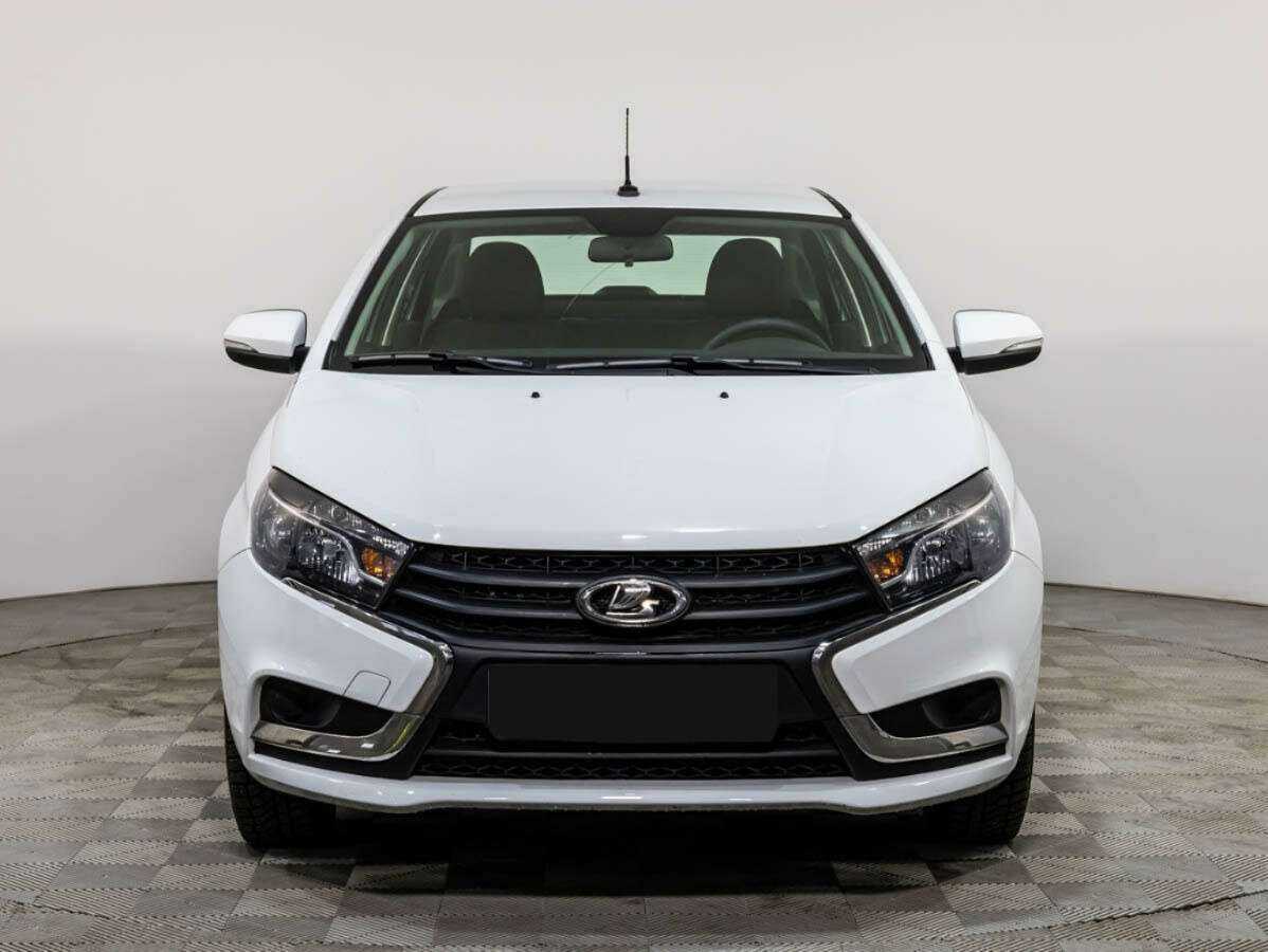 Купить Lada (ВАЗ) Vesta с пробегом. Фото: #1