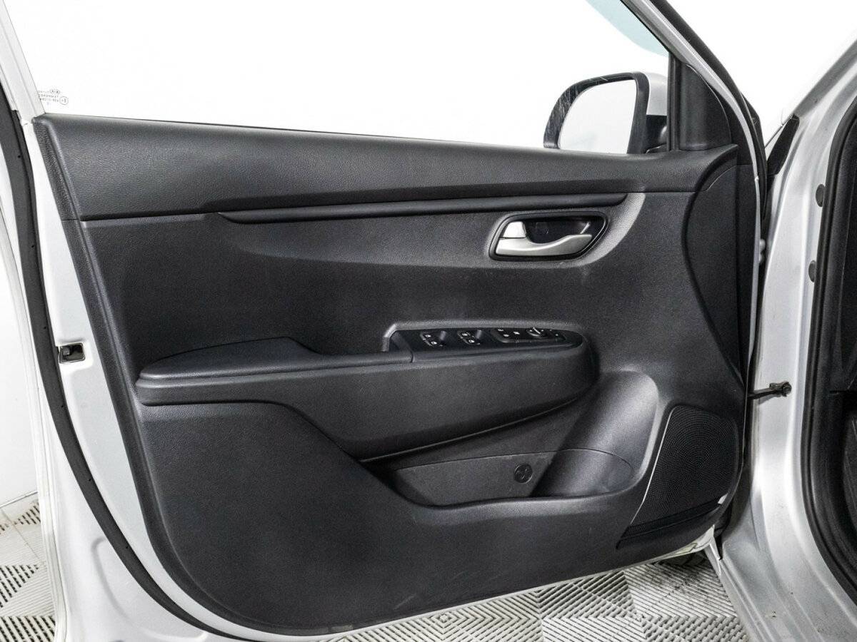 Купить Kia Rio с пробегом. Фото: #21