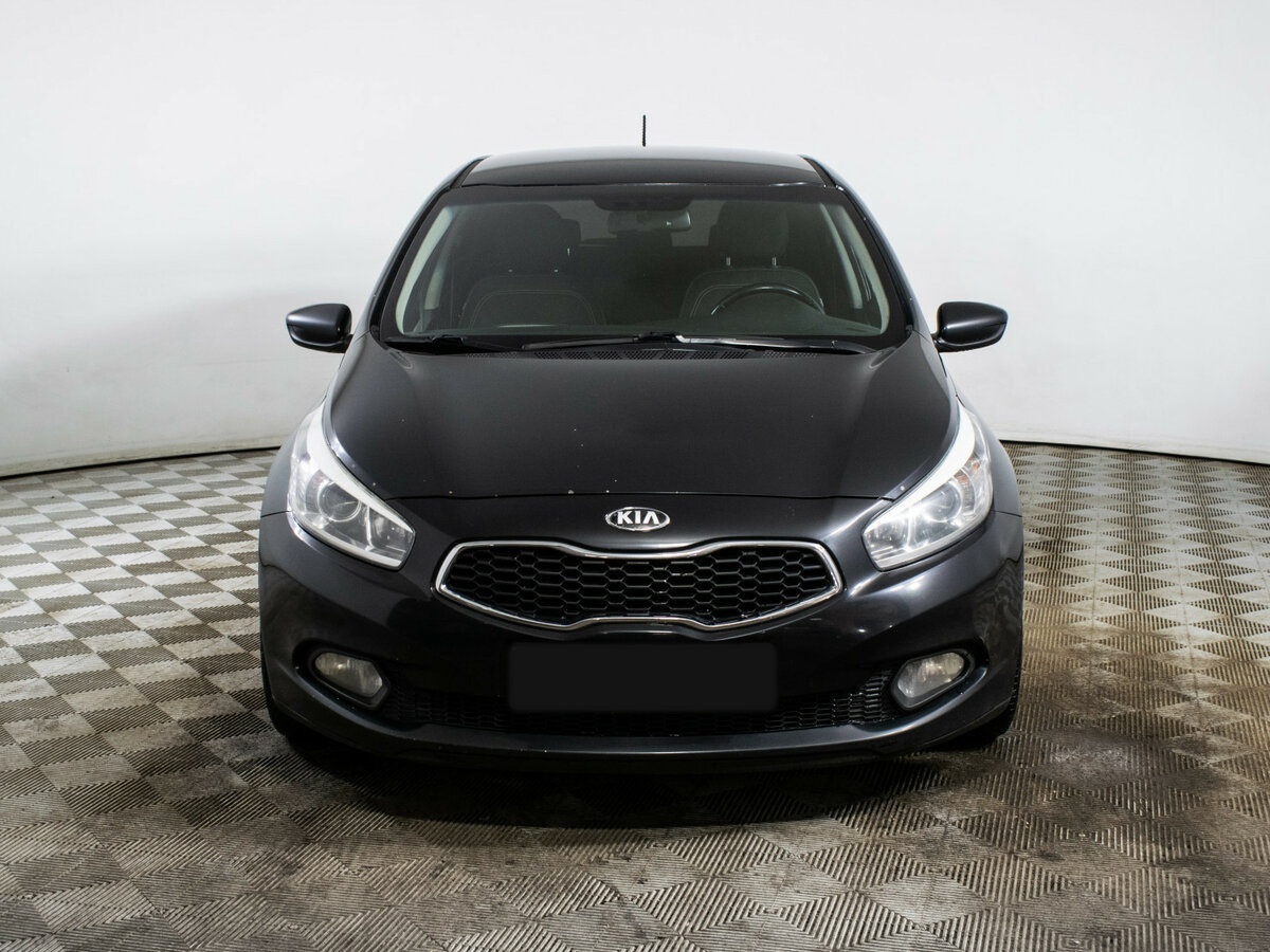 Купить Kia Ceed с пробегом. Фото: #1