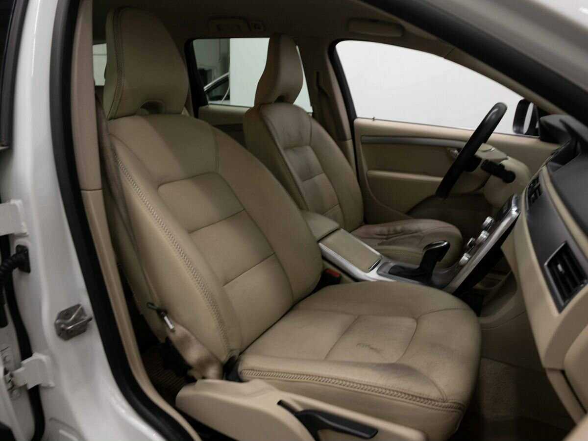 Купить Volvo XC70 с пробегом. Фото: #12