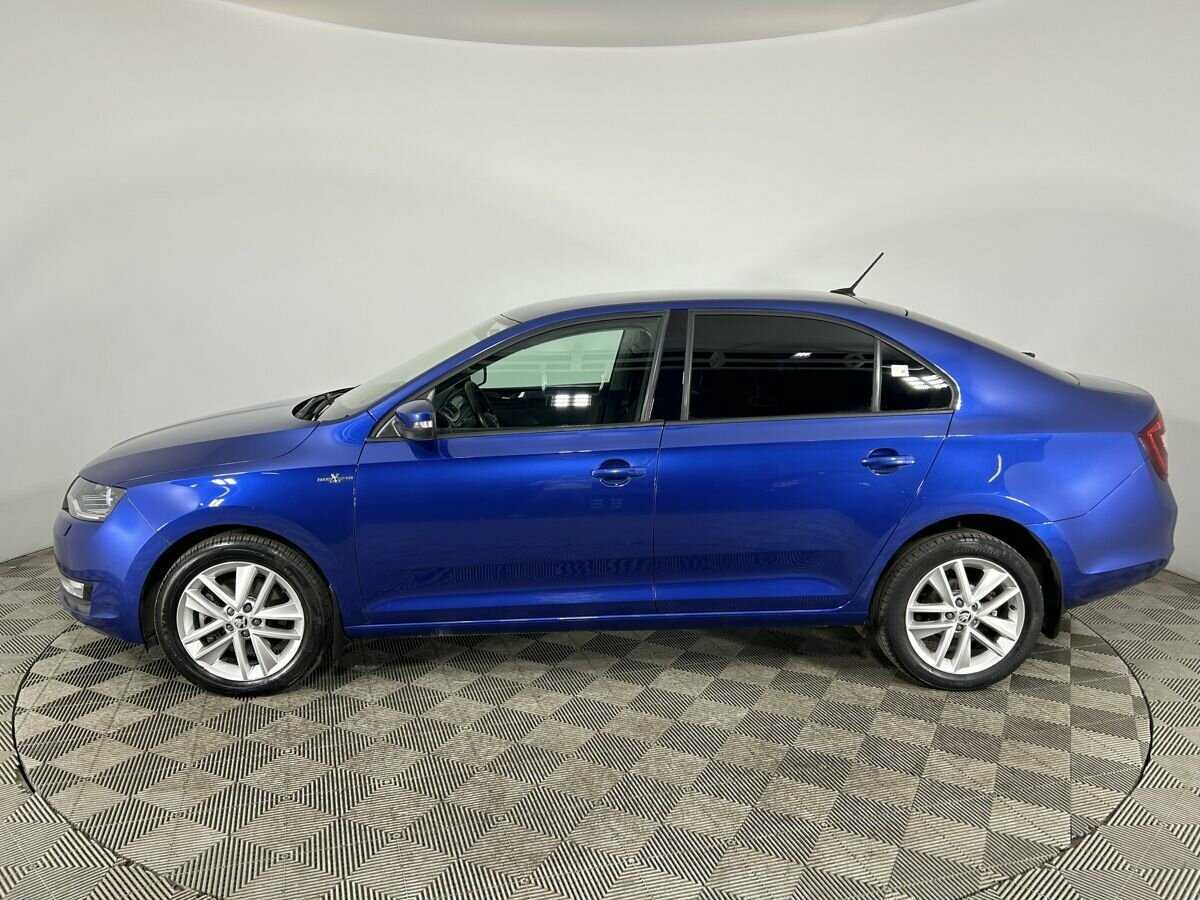 Купить Skoda Rapid с пробегом. Фото: #4