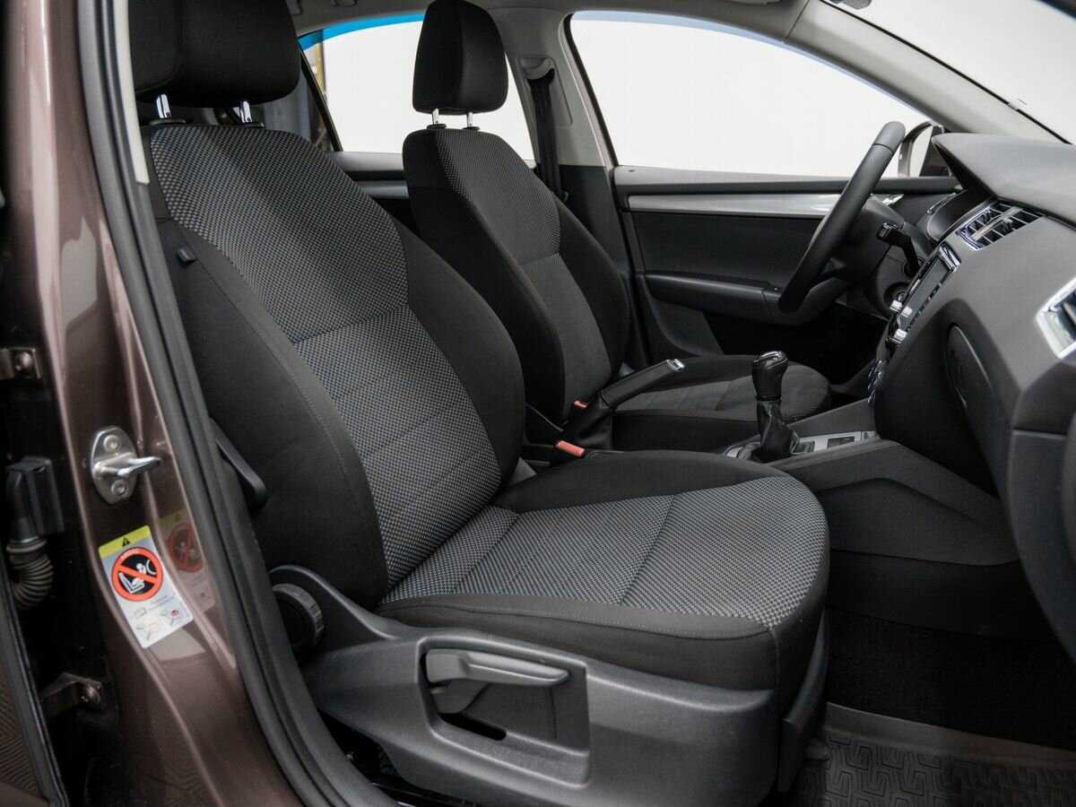Купить Skoda Octavia с пробегом. Фото: #7