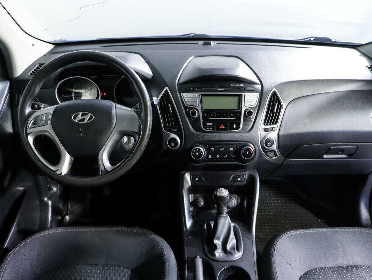 Купить Hyundai ix35 с пробегом. Фото: #9