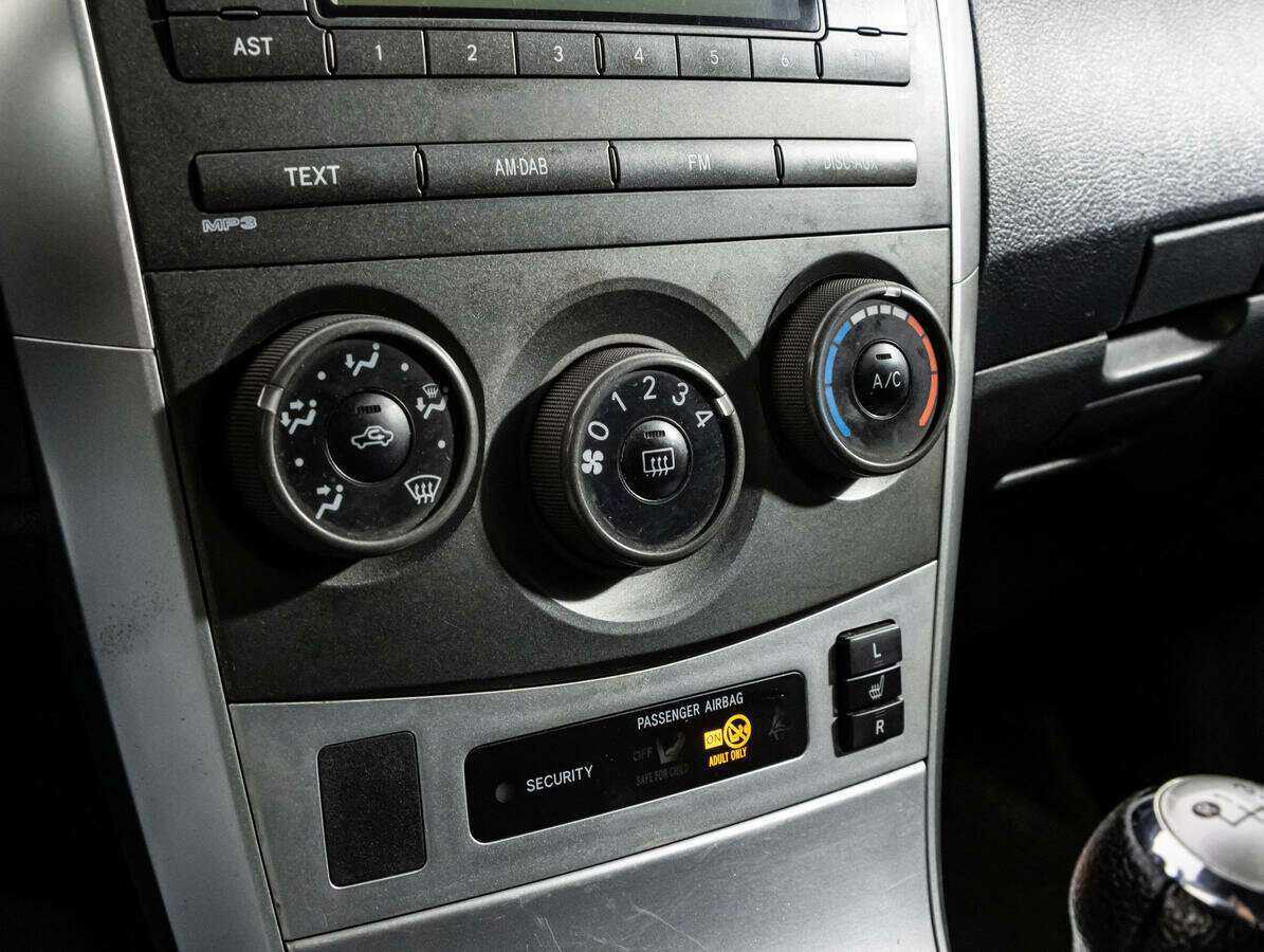 Купить Toyota Corolla с пробегом. Фото: #13