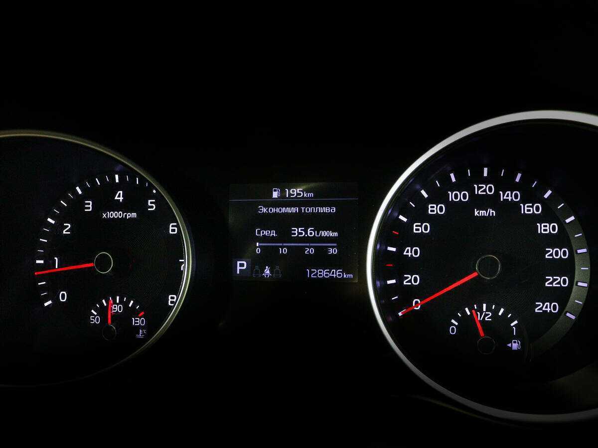 Купить Kia Ceed с пробегом. Фото: #8