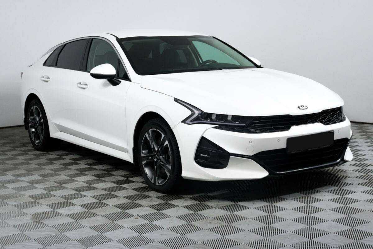 Купить Kia K5 с пробегом. Фото: #1