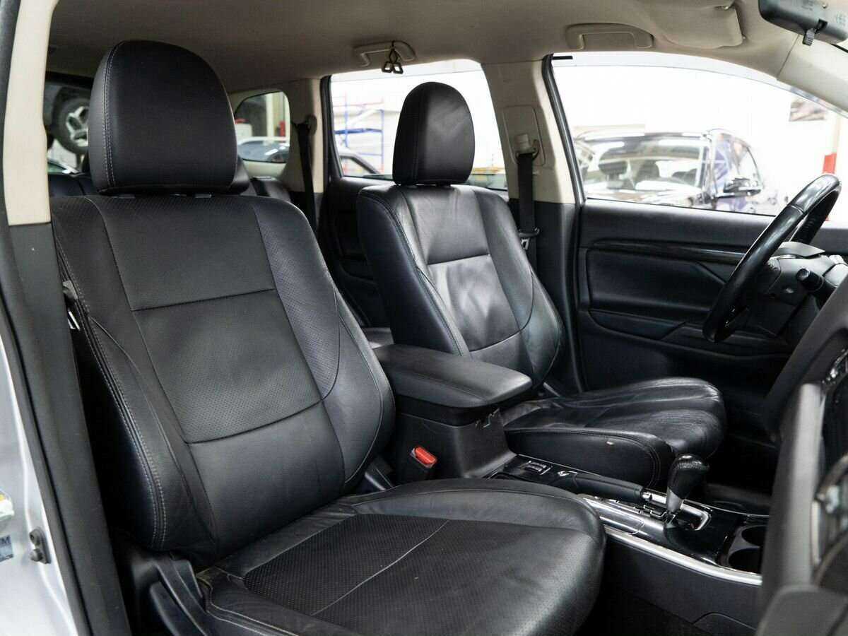 Купить Mitsubishi Outlander с пробегом. Фото: #8