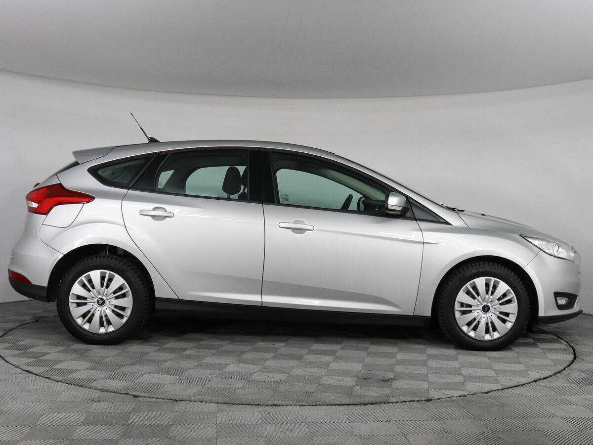 Купить Ford Focus с пробегом. Фото: #3