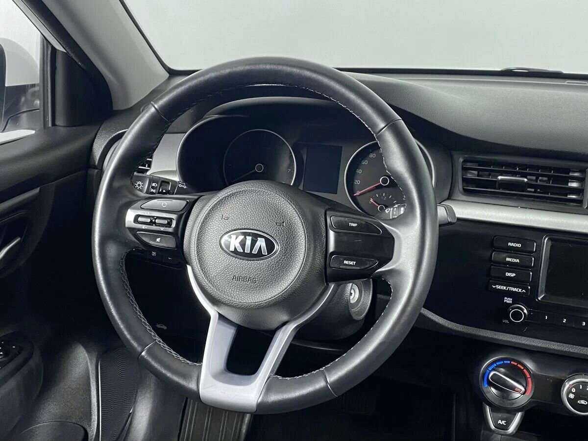 Купить Kia Rio с пробегом. Фото: #9