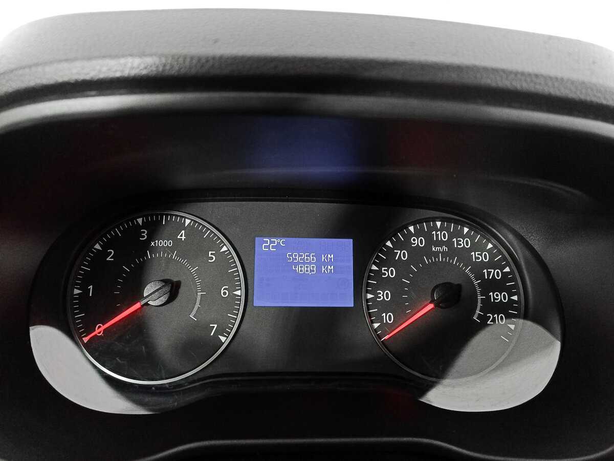 Купить Renault Duster с пробегом. Фото: #10