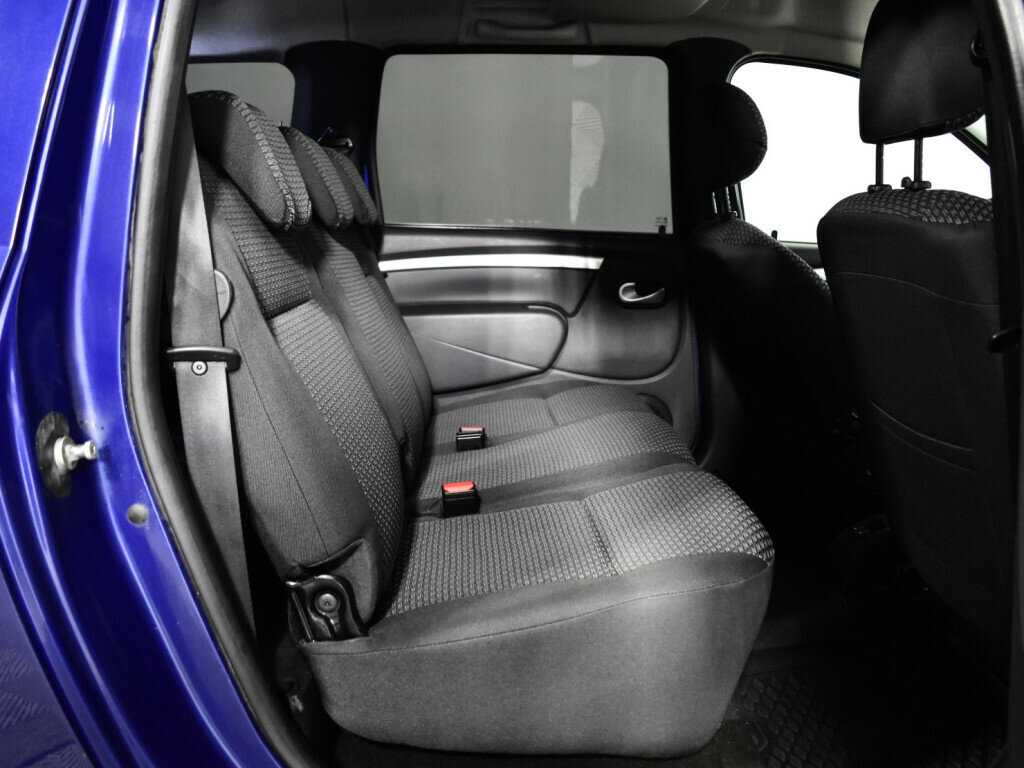 Купить Lada (ВАЗ) Largus с пробегом. Фото: #9