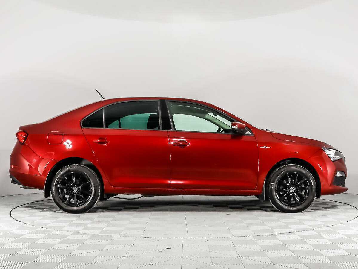 Купить Skoda Rapid с пробегом. Фото: #3