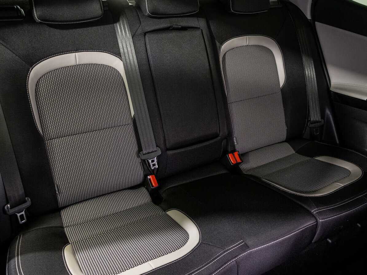 Купить Kia Ceed с пробегом. Фото: #9