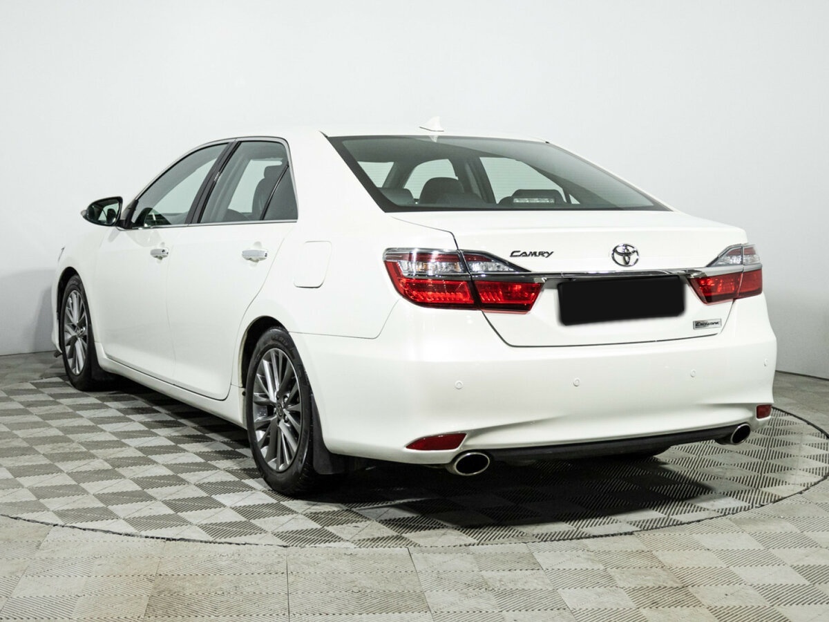 Купить Toyota Camry с пробегом. Фото: #6