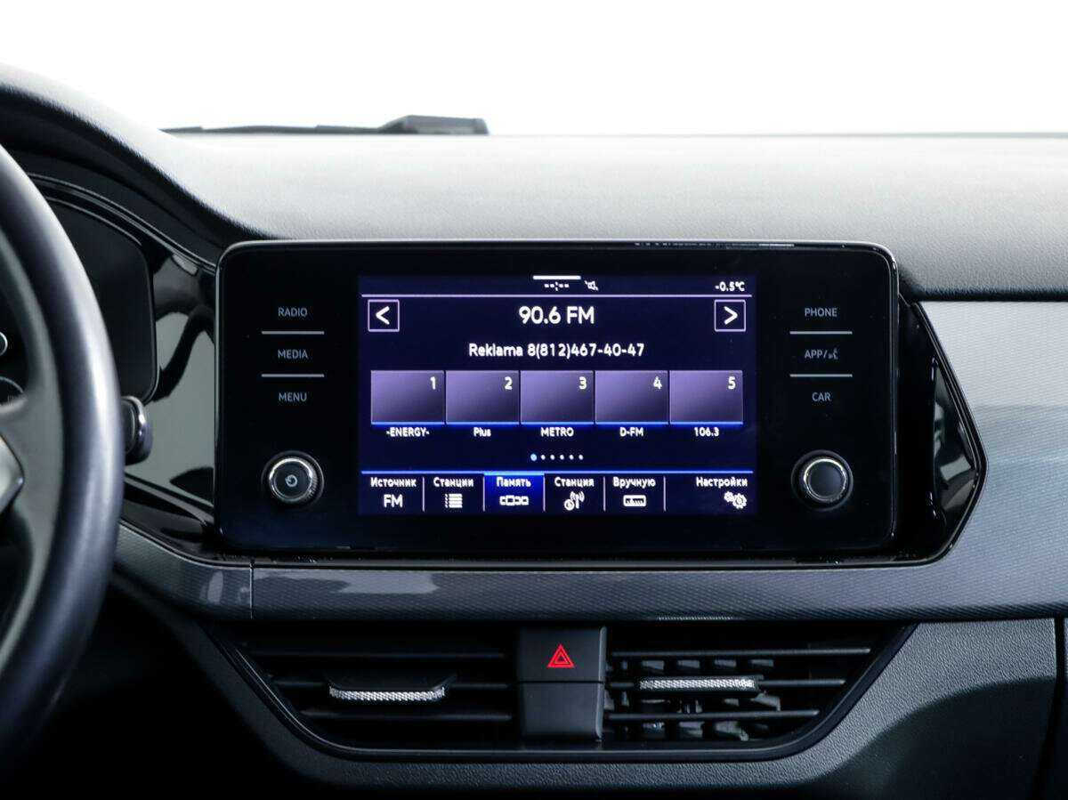 Купить Volkswagen Polo с пробегом. Фото: #12