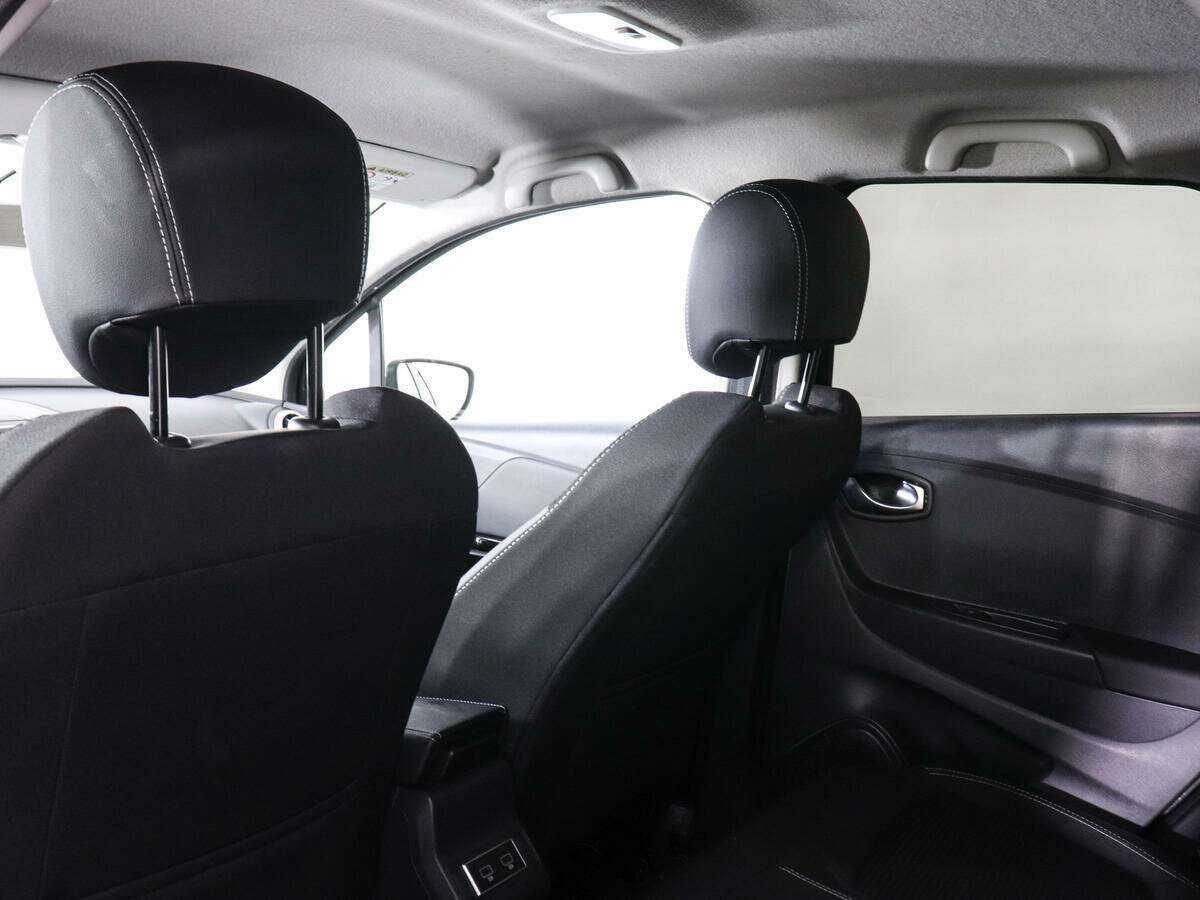 Купить Renault Kaptur с пробегом. Фото: #10