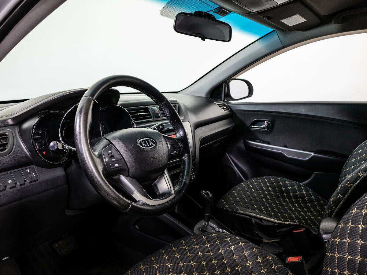 Купить Kia Rio с пробегом. Фото: #10