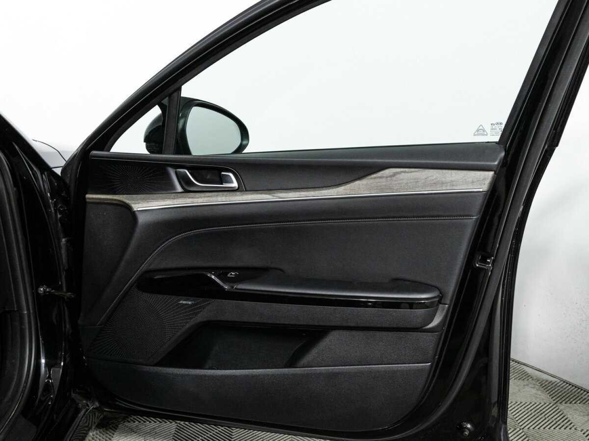 Купить Kia K5 с пробегом. Фото: #29