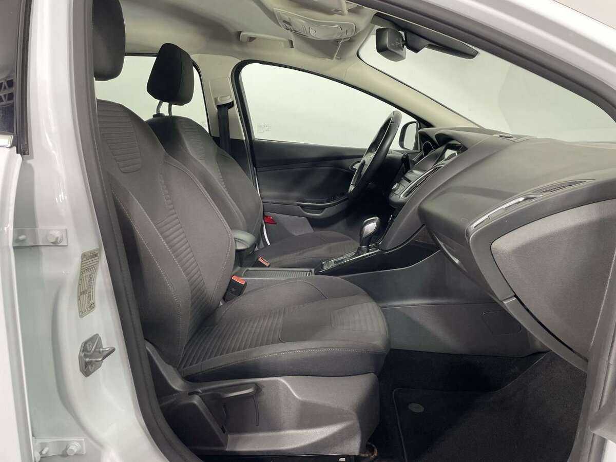 Купить Ford Focus с пробегом. Фото: #13
