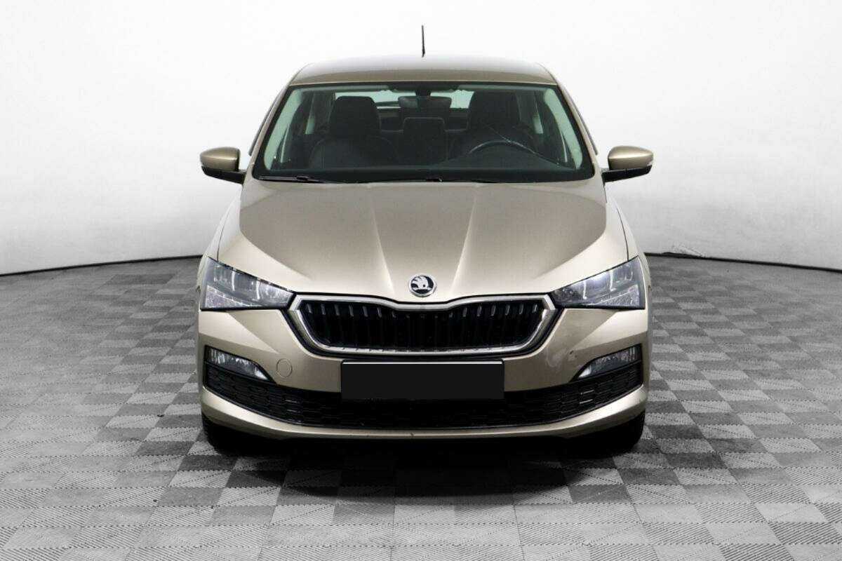Купить Skoda Rapid с пробегом. Фото: #1