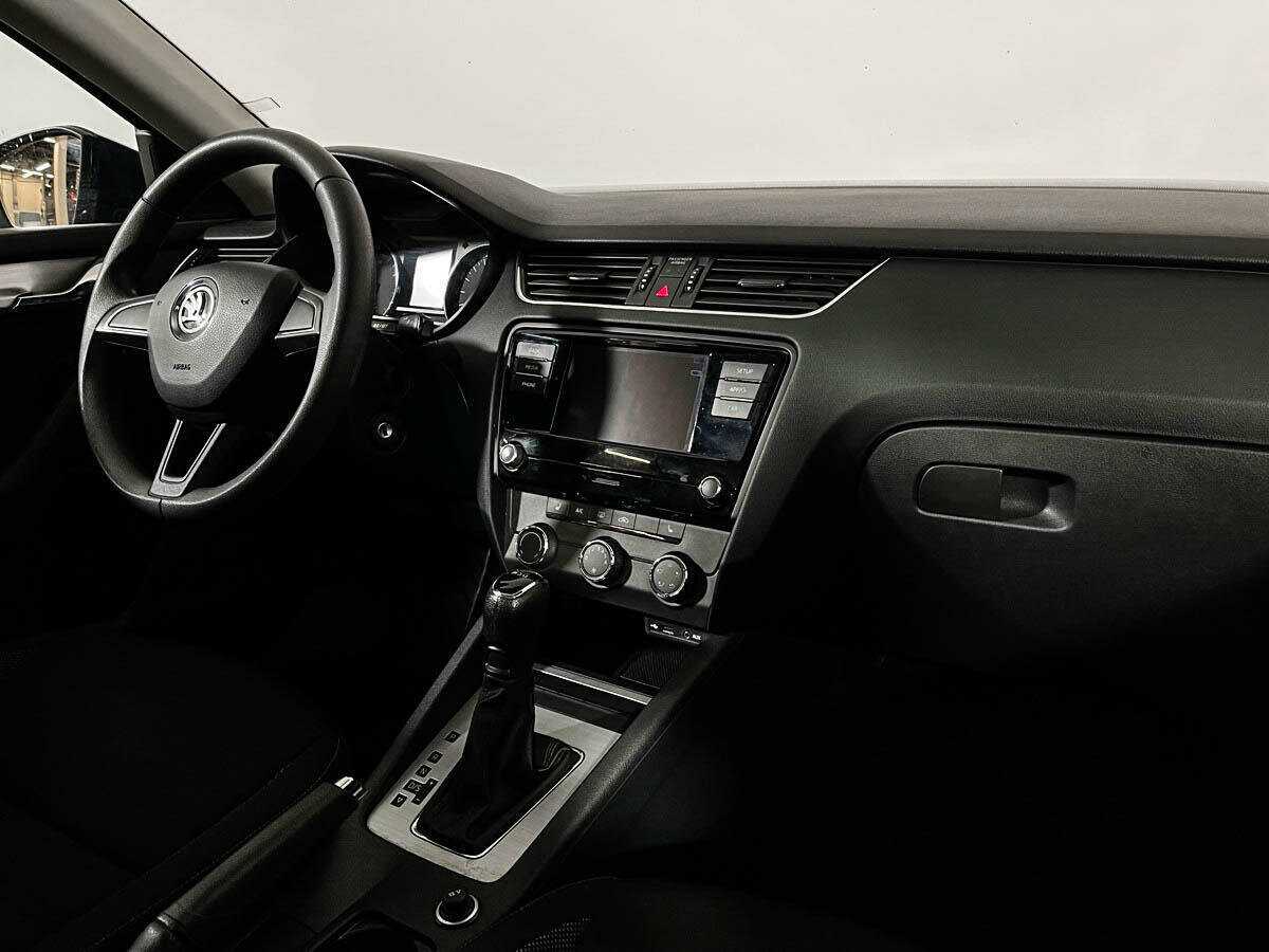 Купить Skoda Octavia с пробегом. Фото: #8