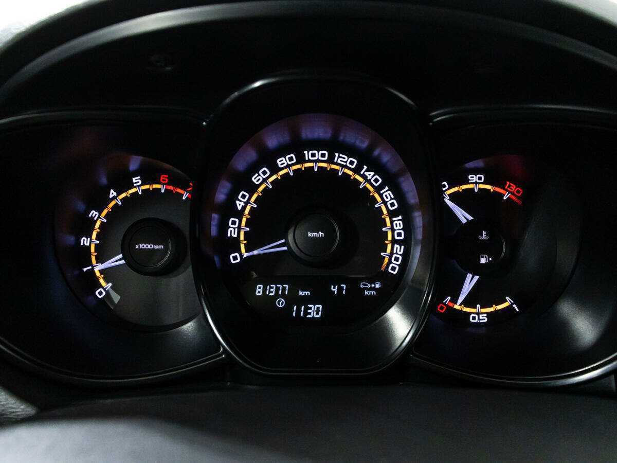 Купить Lada (ВАЗ) Vesta с пробегом. Фото: #11