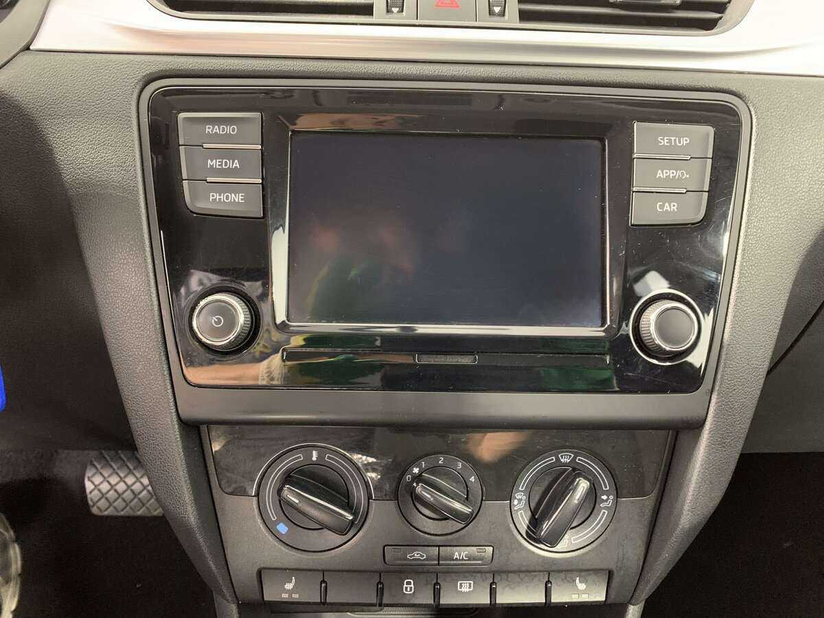 Купить Skoda Rapid с пробегом. Фото: #11