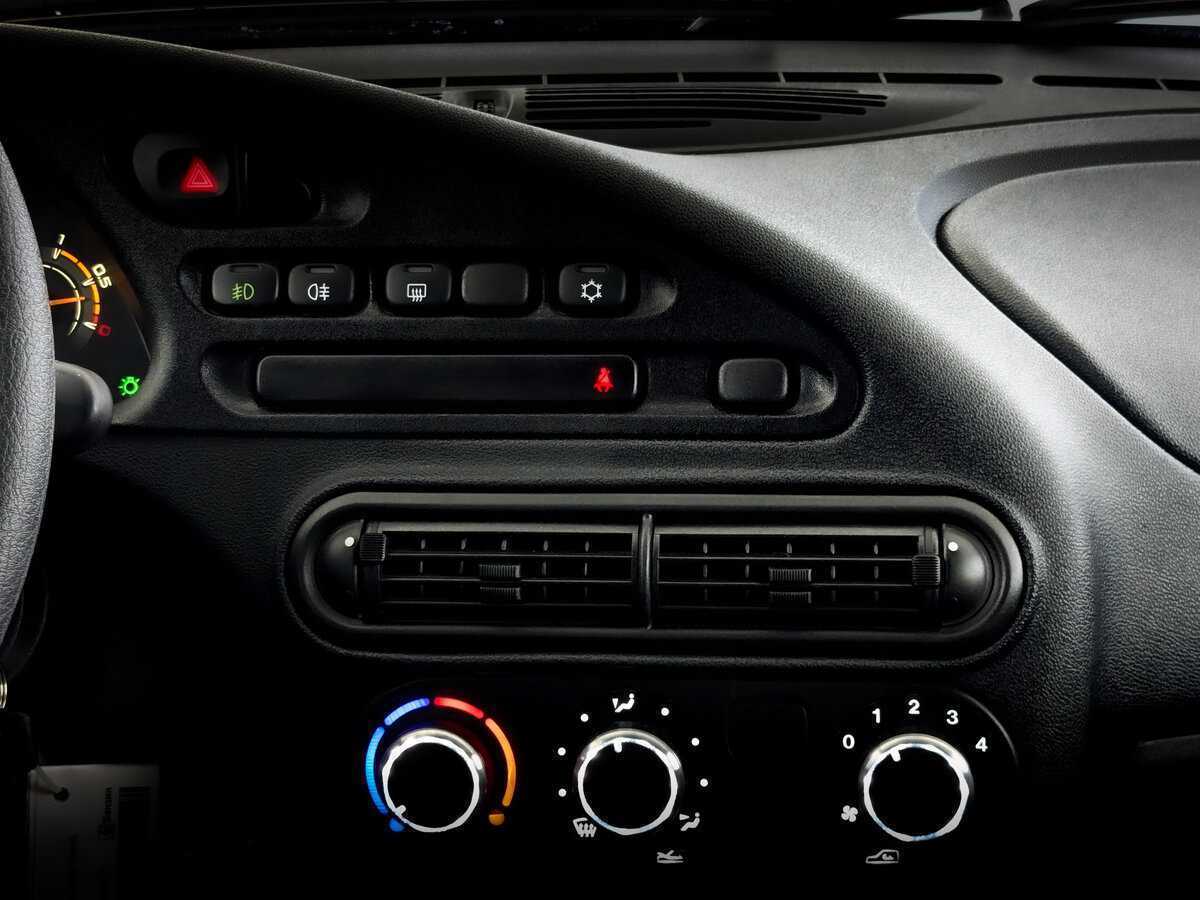 Купить Lada (ВАЗ) Niva с пробегом. Фото: #14