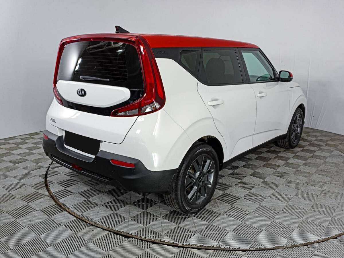 Купить Kia Soul с пробегом. Фото: #4