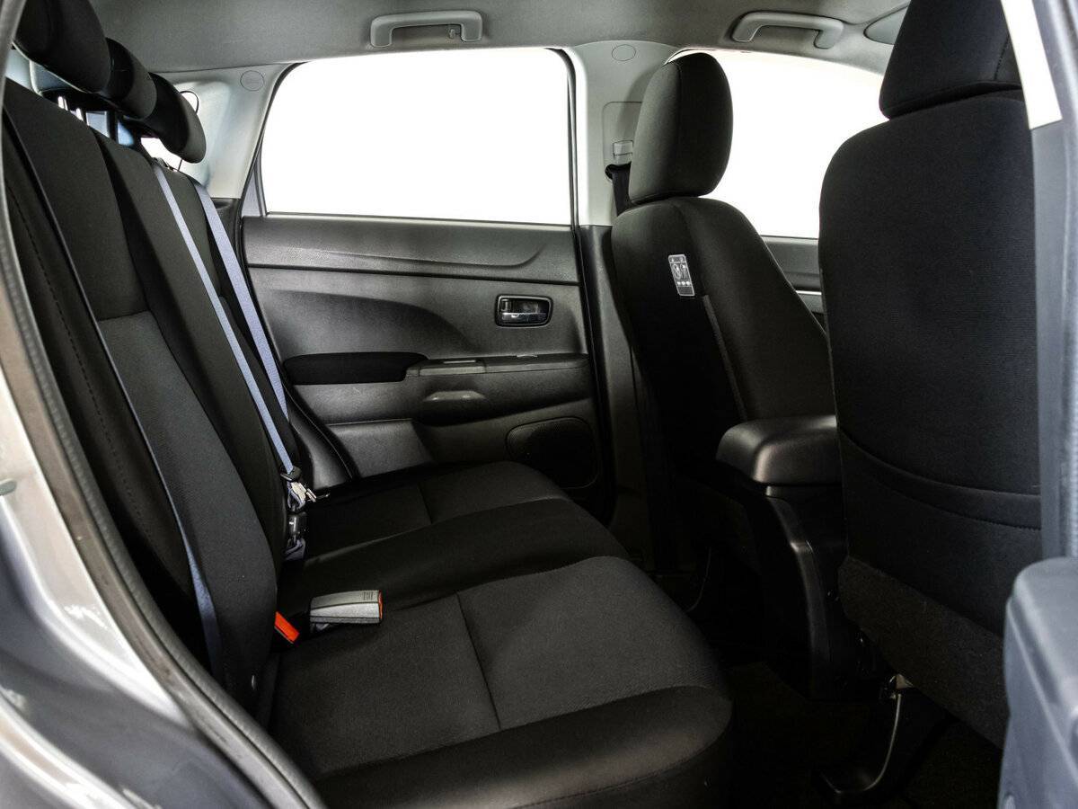 Купить Mitsubishi ASX с пробегом. Фото: #11