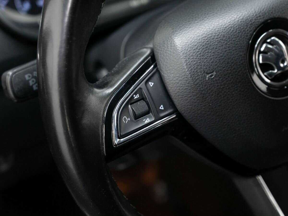 Купить Skoda Octavia с пробегом. Фото: #13