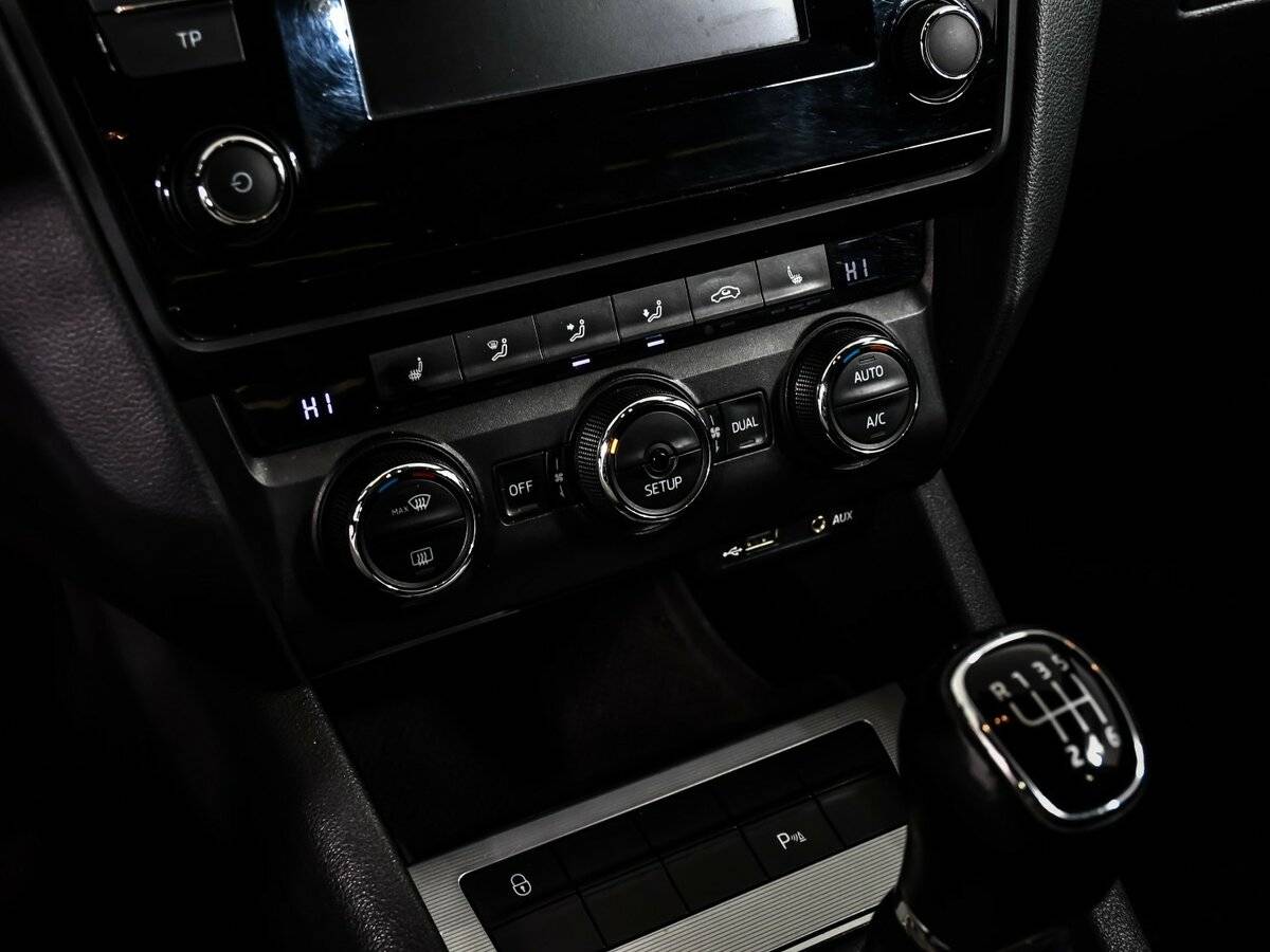 Купить Skoda Octavia с пробегом. Фото: #14