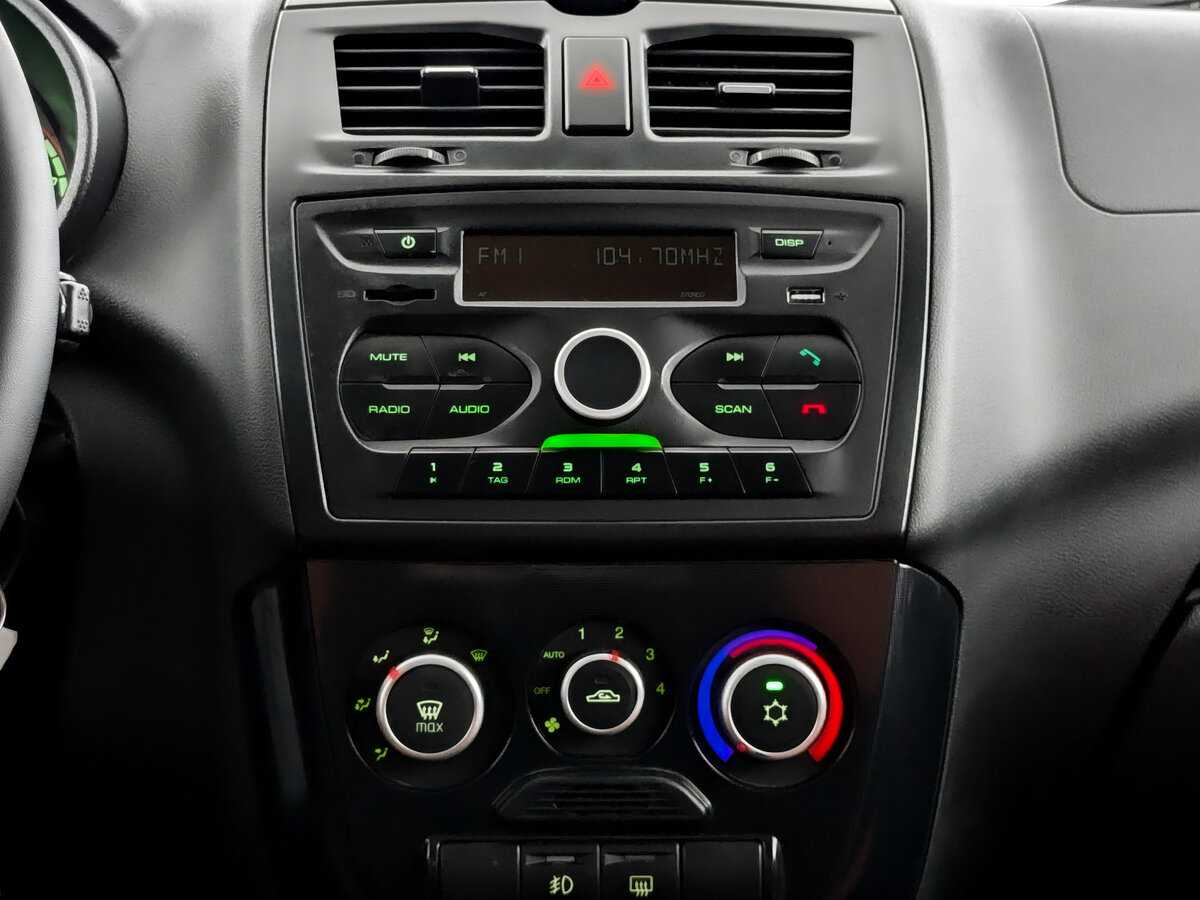 Купить Lada (ВАЗ) Kalina с пробегом. Фото: #12