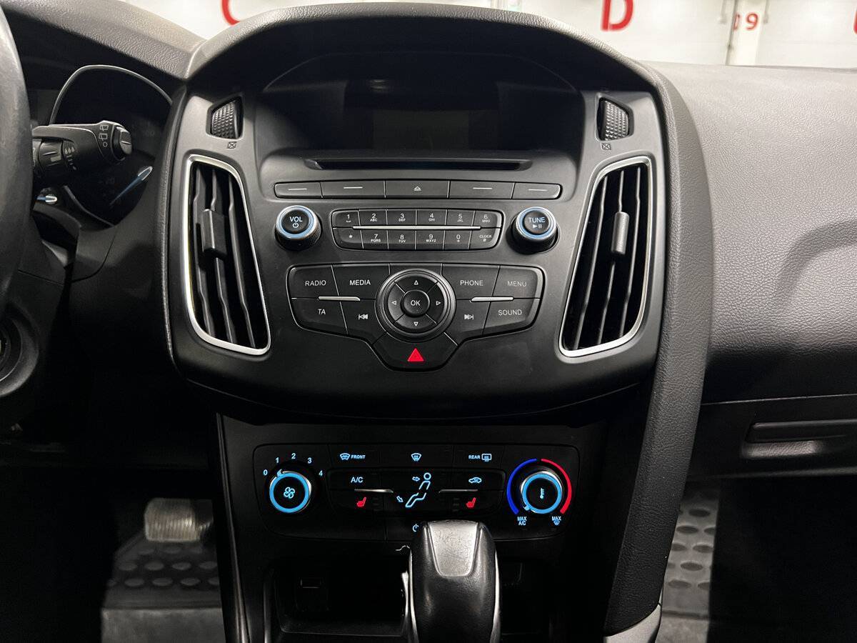 Купить Ford Focus с пробегом. Фото: #14