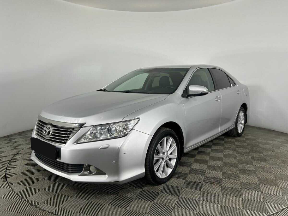 Купить Toyota Camry с пробегом. Фото: #0