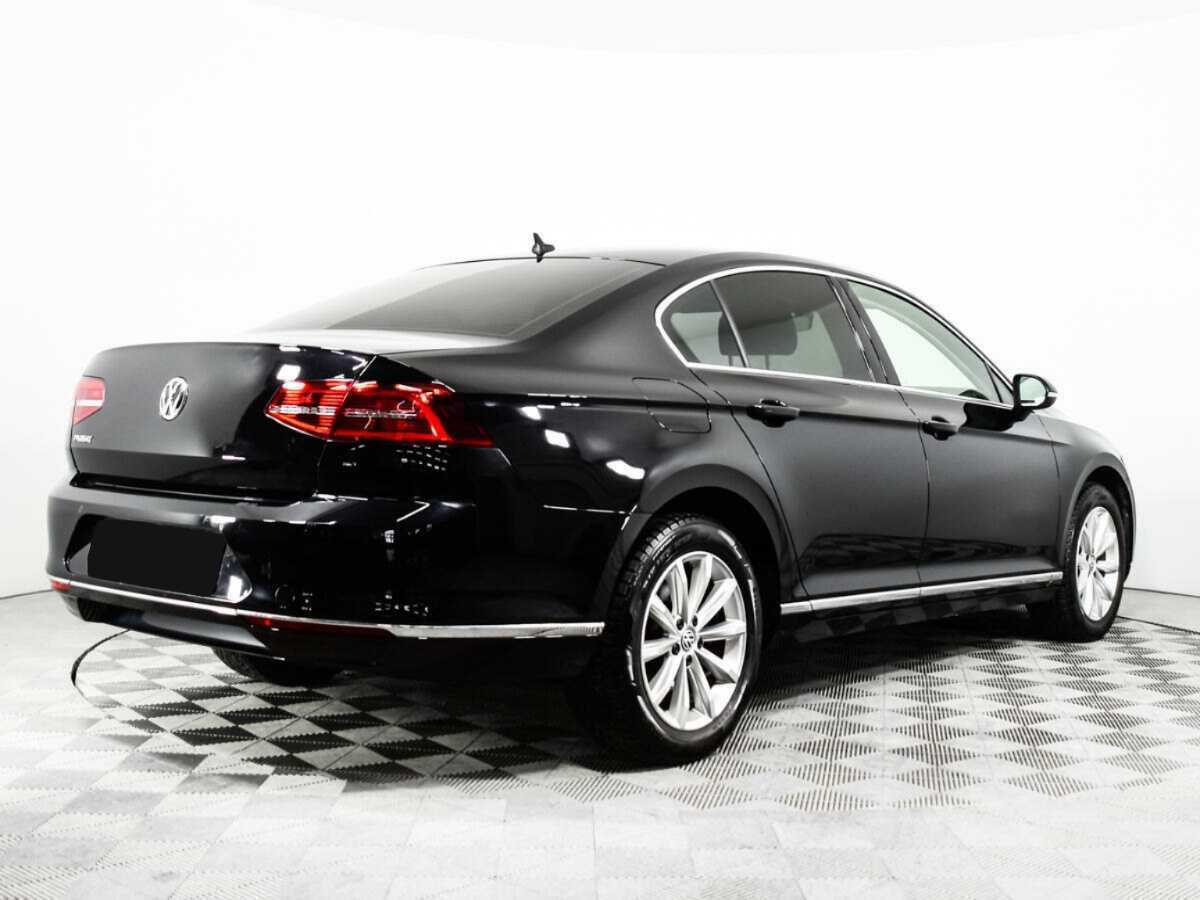 Купить Volkswagen Passat с пробегом. Фото: #4