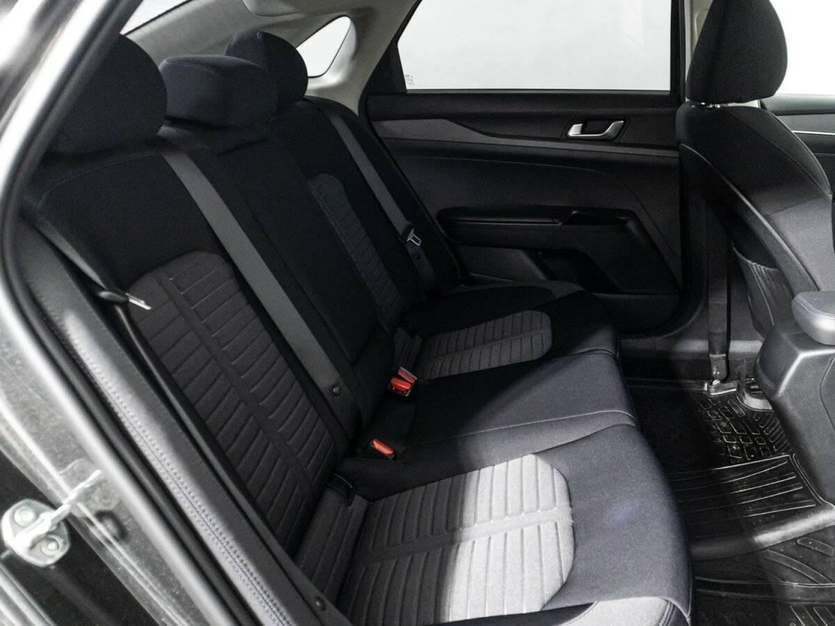 Купить Kia K5 с пробегом. Фото: #15