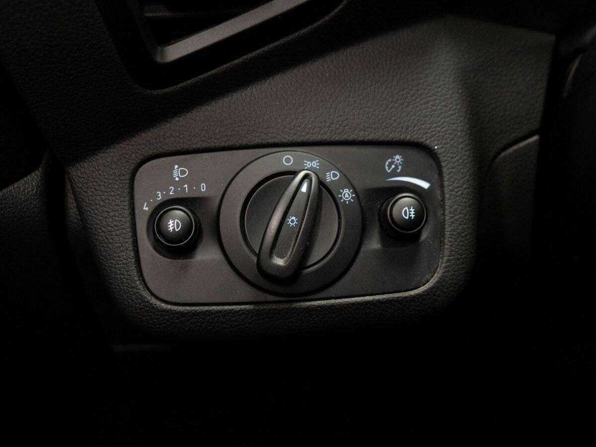 Купить Ford Kuga с пробегом. Фото: #14